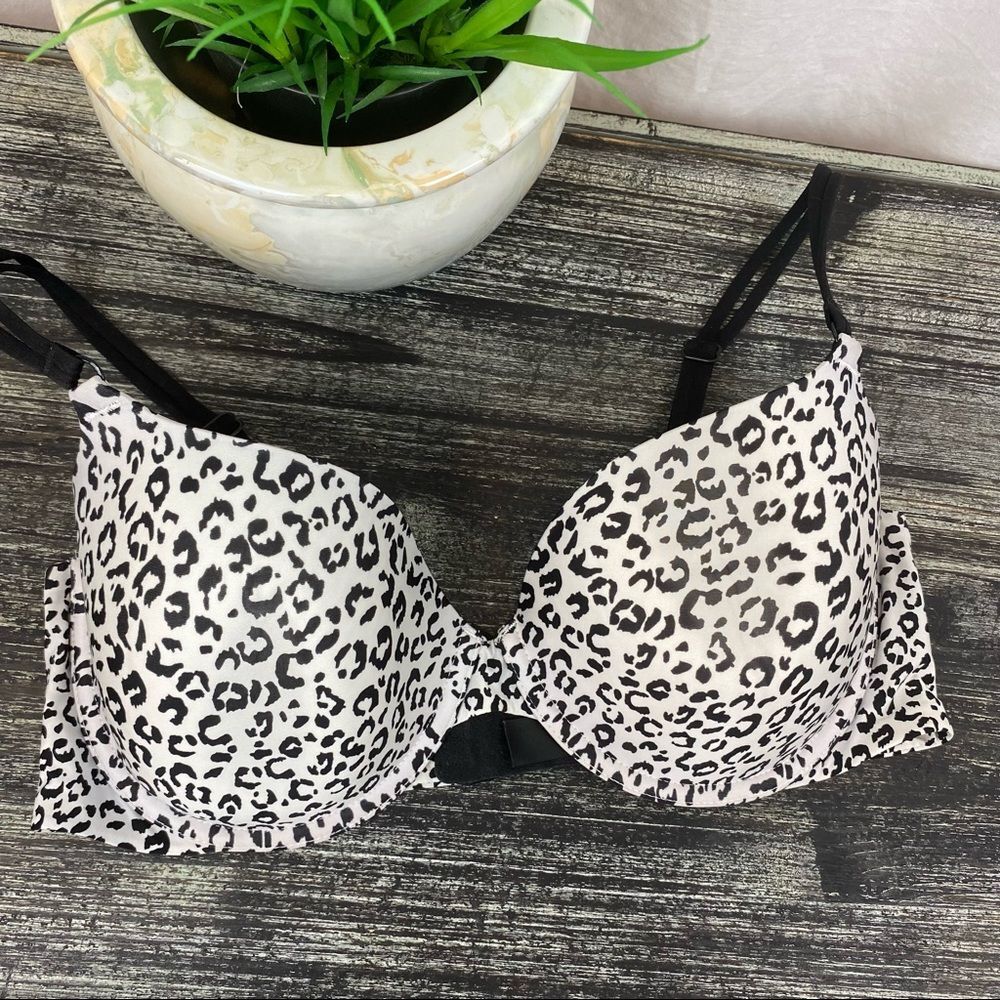 Victoria's Secret Black & White Animal Leopard Print Demi Bra 36D